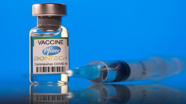 فایزر در پی مجوز برای تزریق دوز سوم واکسن کرونا
